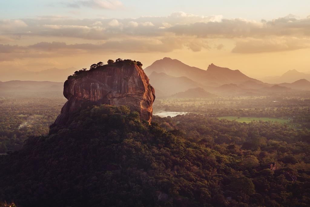 Sundaras Resort & Spa Dambulla Exterior photo